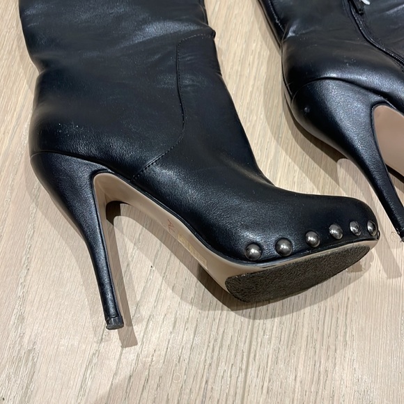 Over the knee boots - Picture 2 of 10